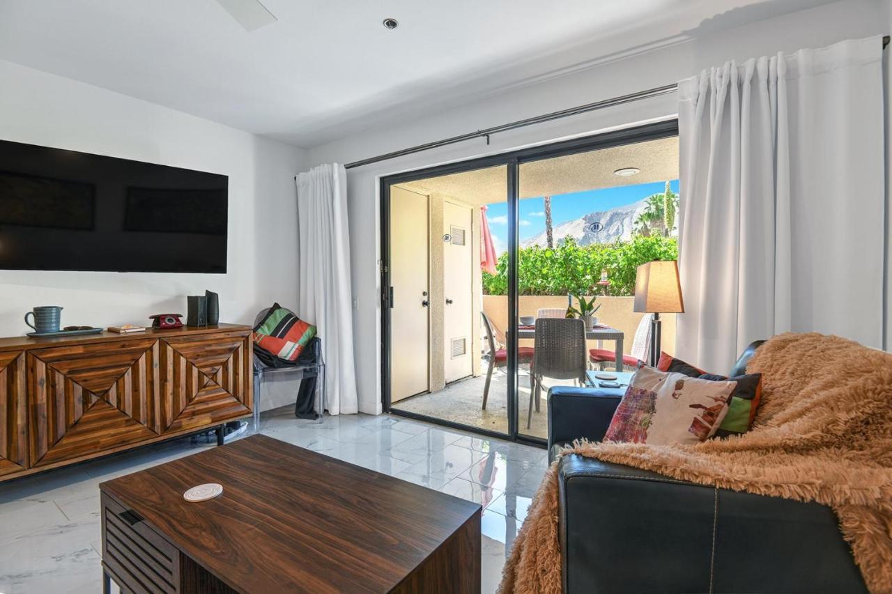 Modern Plaza Villas Oasis Palm Springs Eksteriør bilde