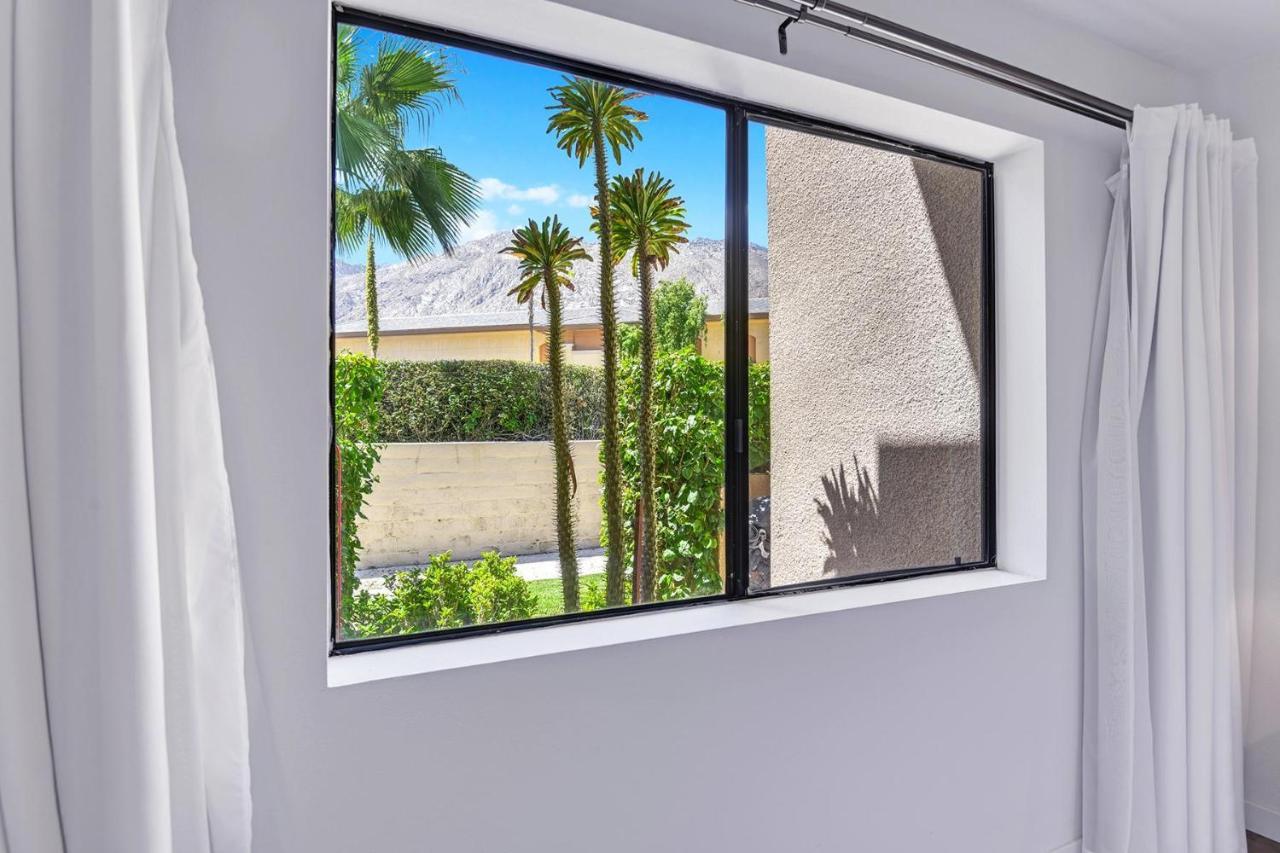 Modern Plaza Villas Oasis Palm Springs Eksteriør bilde